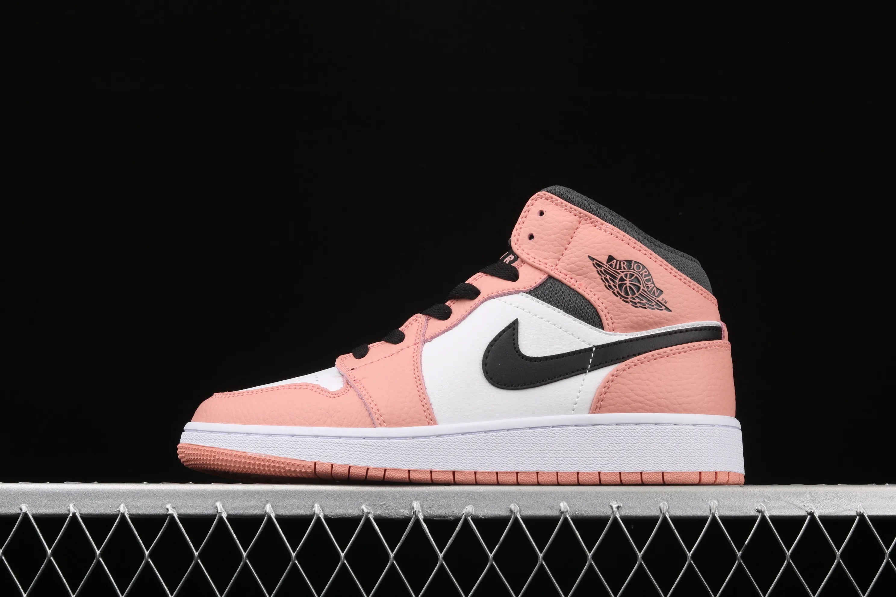 All categories Air Jordan Jordan series basketball shoes Air Jordan 1 Mid Air Jordan 1 Mid "Pink Quartz" AJ1 Joe 1 pink quartz first layer Chinese basketball shoes 555112-603
